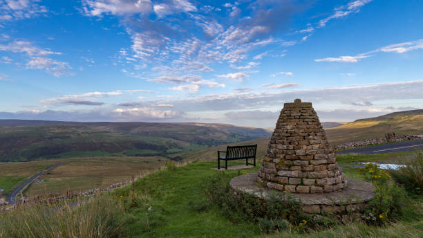 istock Monument and Bench with view over the Yorkshire Dales, UK 656130946