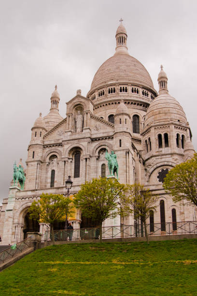 istock Sacre Ceure cathedral in Paris montmartre 656185204