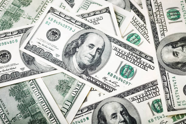 istock close-up shots in macro lens from one hundred dollars banknote 656206952