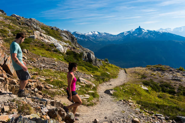 istock Couple on a stunning hike in the mountains 656286576
