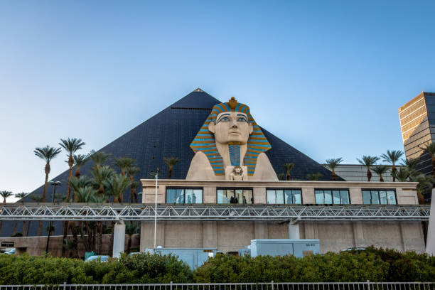 Luxor Hotel Casino - Las Vegas, Nevada, USA Las Vegas, Nevada, USA - December, 2016: Luxor Hotel Casino las vegas metropolitan area luxor luxor hotel pyramid stock pictures, royalty-free photos & images