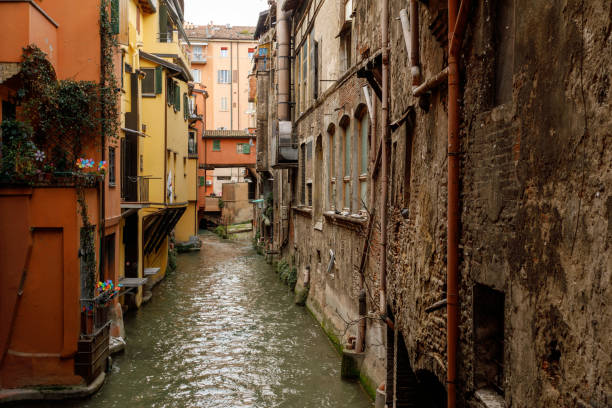 istock Canal in Bologna, Italy 656469018