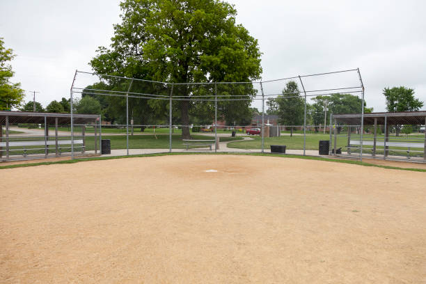baseball & softball - baseball base baseball diamond field foto e immagini stock