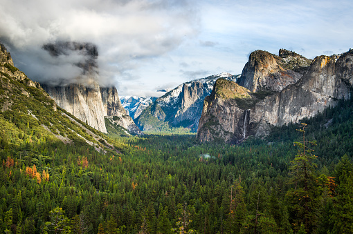 Tunnel View Yosemite National Park