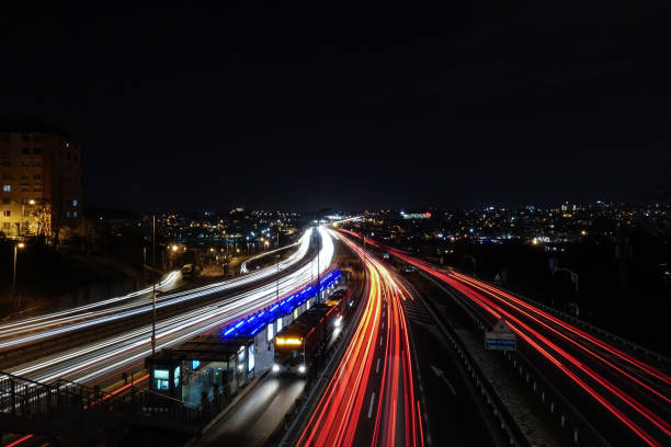 Traffic in İstanbul at night