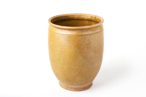 istock Vintage Pottery isolated over a white background 656933140