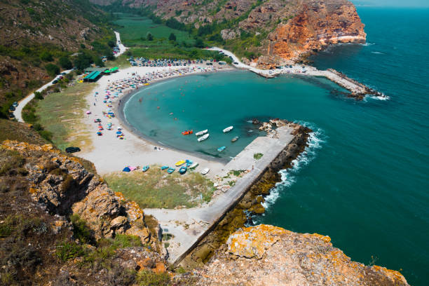 vue panoramique sur la baie de bolata, bulgarie - kaliakra photos et images de collection