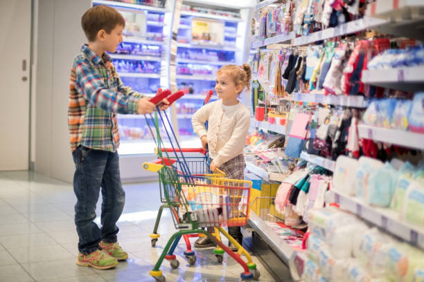 istock Kids in supermarket 656972174