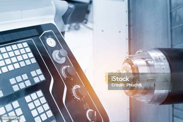 The Horizontal Cnc Milling Machine Stock Photo - Download Image Now - Accuracy, Automated, Automobile Industry