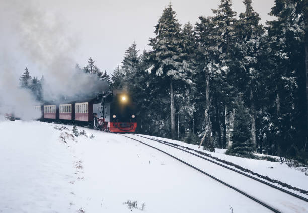 scheinwerfer - locomotive steam train train snow stock-fotos und bilder