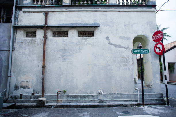 istock Penang, Malaysia architecture narrow streets 657359952