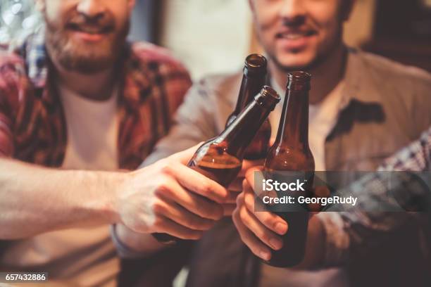 Friends At The Pub Stock Photo - Download Image Now - Beer - Alcohol, Friendship, Drinking
