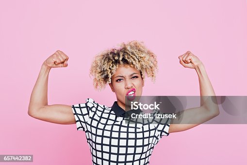 Female Bicep Images – Browse 96,394 Stock Photos, Vectors, and