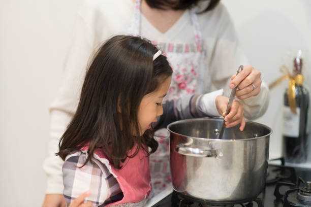 istock Mother and daughter 657474398