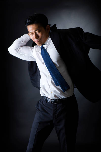 istock Businessman wearing a suit 657481664