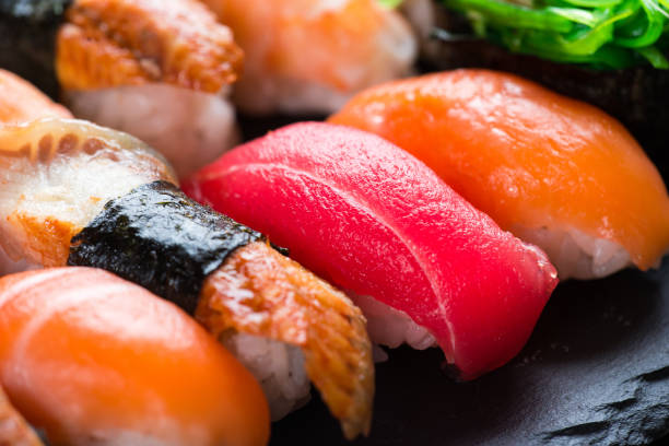 sushi - japanese cuisine soy sauce food bonito zdjęcia i obrazy z banku zdjęć