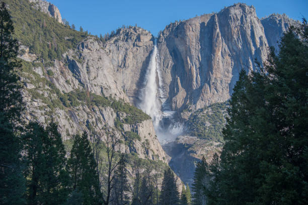 istock Yosemite Falls in Spring of 2017 657623710