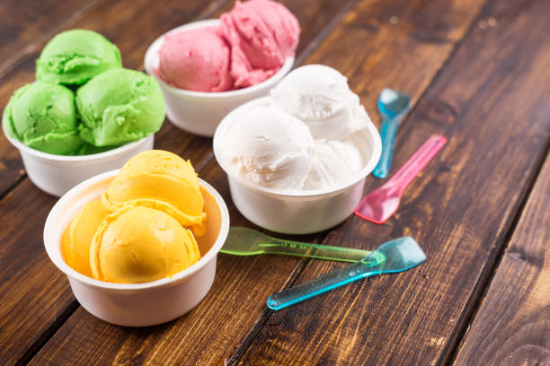 istock Colorful ice cream balls in cups. 657685202
