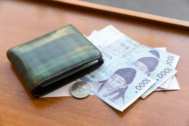istock Wallet on Korean money on wooden table 657685224
