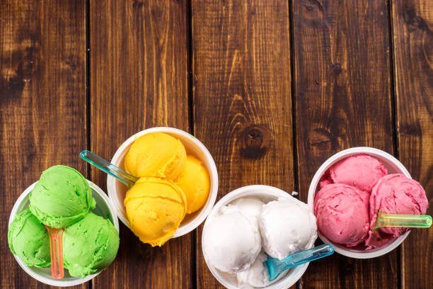 istock Colorful ice cream balls in cups. 657685598
