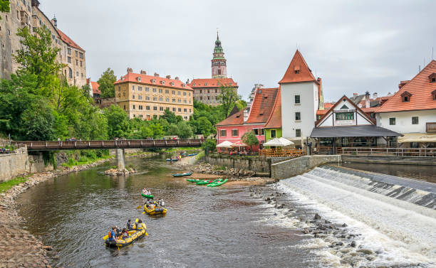 로프, 보 헤 미아에서 독특한 중세 도시 - czech republic cesky krumlov village tourist 뉴스 사진 이미지