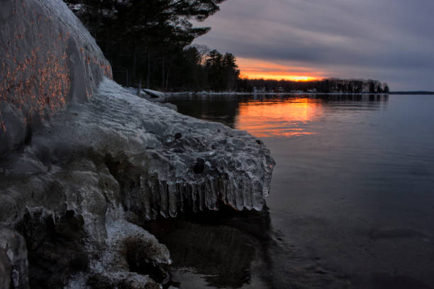 istock Old Point Comfort icy sunset 657830328