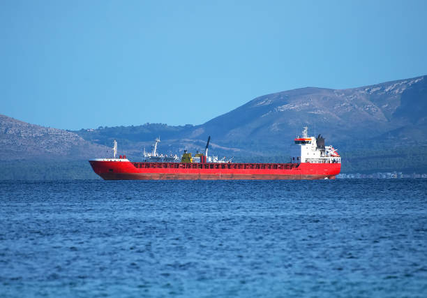 liquified petroleum gas carrying tanker in the bay. - liquified petroleum gas imagens e fotografias de stock