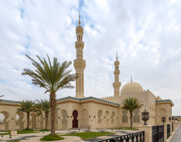 istock Sheikh Zayed bin Sultan al Nahyan Mosque in Al Ain, Abu Dhabi, United Arab Emirates 657881518