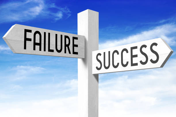 istock Success, failure - wooden signpost 657965828