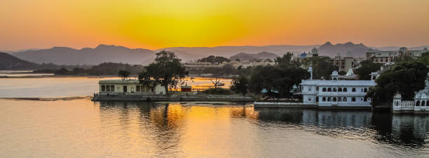 istock Sunset over Lake Pichola, Udaipur 658137446