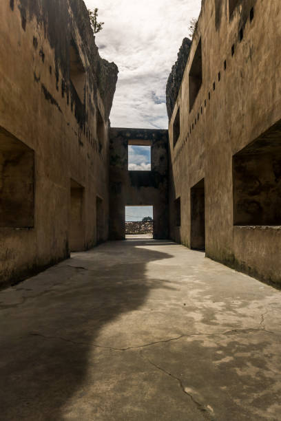 istock Ruin of Kenongo building 658157132