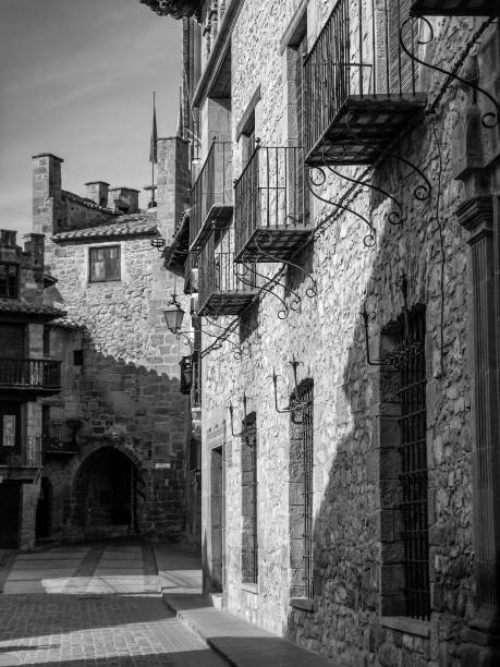 istock Street of Rubielos de Mora 658160428