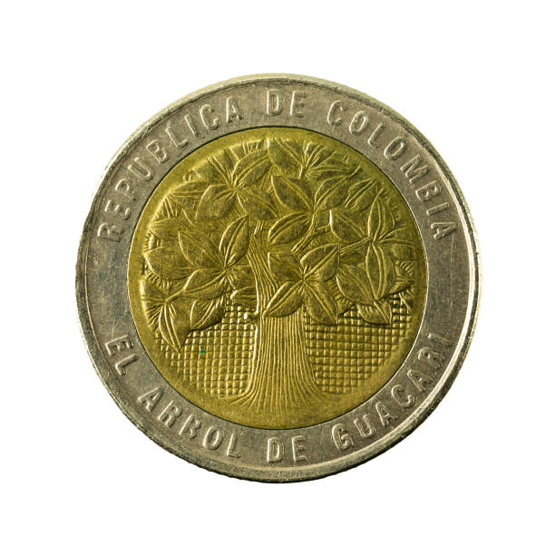 500 colombian peso coin (2003) reverse isolated on white background