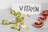 pillen-vitamine-und-obst.jpg?b=1&s=170x170&k=20&c=1LH_APJjkCK9Tx85goDg1It2QgHMH1IK-8u-jNrNtcY=