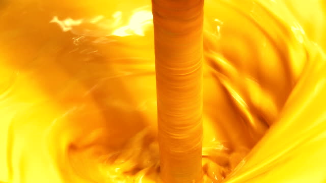 Yellow paint mixing
