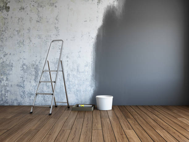 istock Repair in room 658277684
