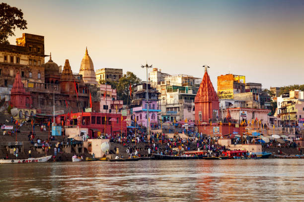 istock Ghats (Banks) on the Ganges River 658339888