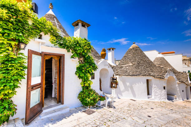 alberobello, apulien, italien - as bari stock-fotos und bilder