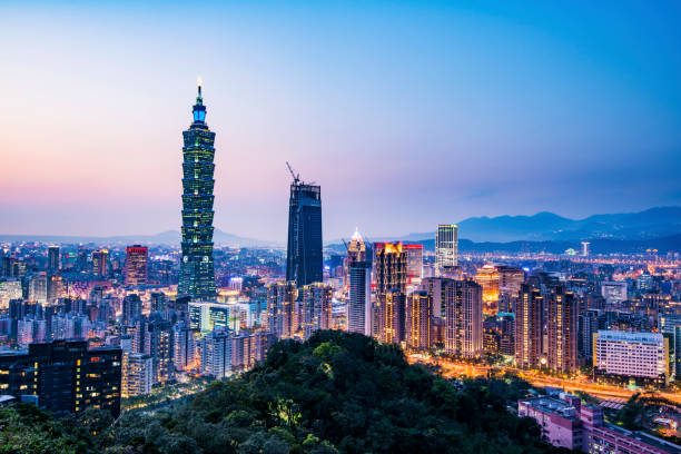 istock Taipei, Taiwan city skyline at twilight. 658365016