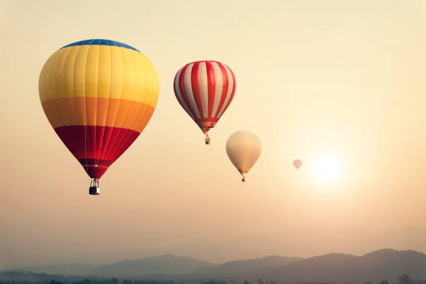 istock Hot air balloons 658403980