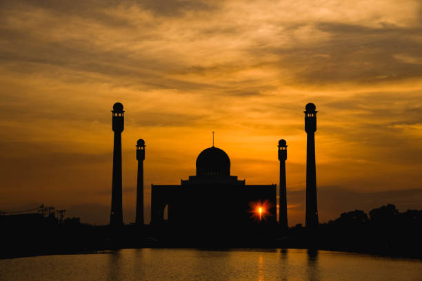 istock Beautiful mosque in sunset 658520566