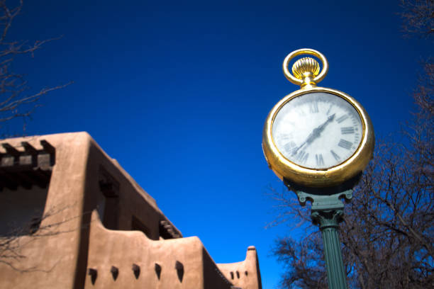 istock Santa Fe, NM: Antique Clock on Historic Santa Fe Plaza 658541766