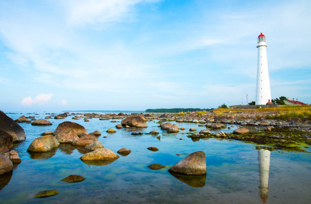 faro di tahkuna - hiiumaa foto e immagini stock