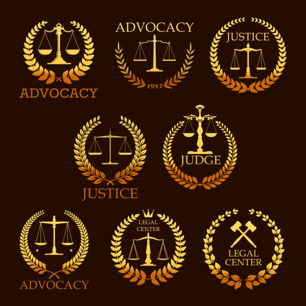 ilustraciones, imágenes clip art, dibujos animados e iconos de stock de abogacía o abogado vector iconos heráldicos oro - balanzas de la justicia