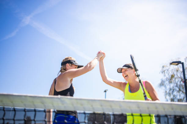 istock Women Playing Tennis 658790608