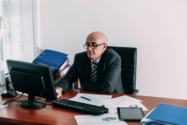 istock Businessman working at desk 658846676