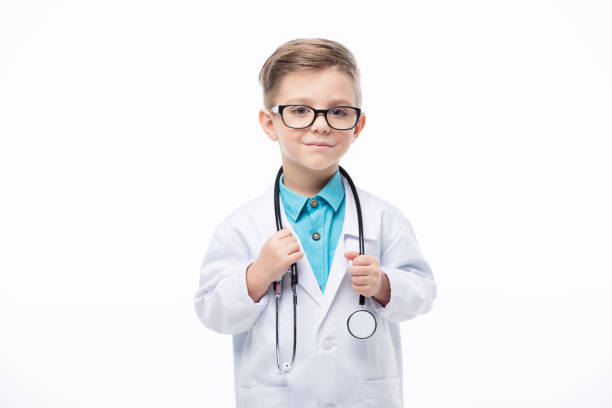 istock Boy in doctor costume 658861242