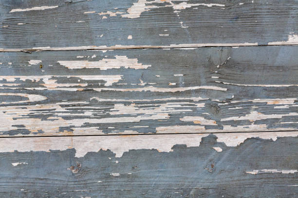 istock old grungy plank wall with peeling paint 659008822
