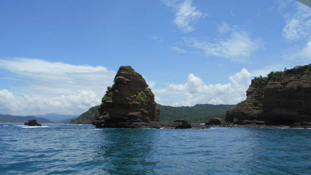 istock Travel from Puerto Lopez to Isla Salango Ecuador 659376496