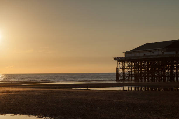 istock The end of the pier at dusk 659501266